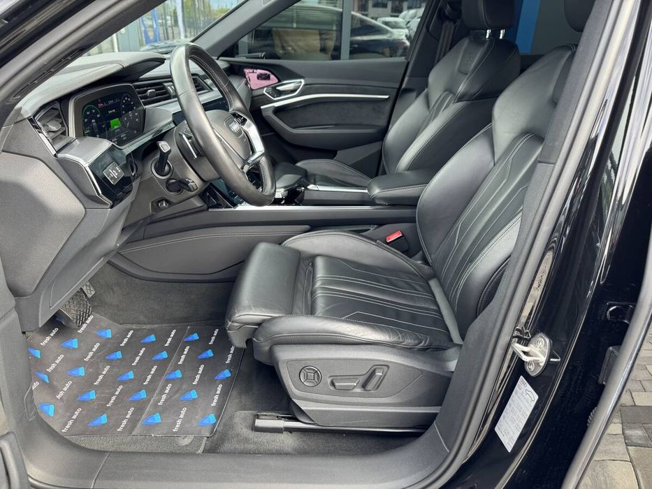 Audi e-tron 2020 freshauto