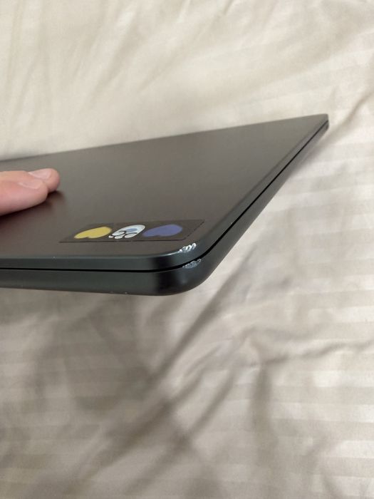 MacBook air m3 16/256