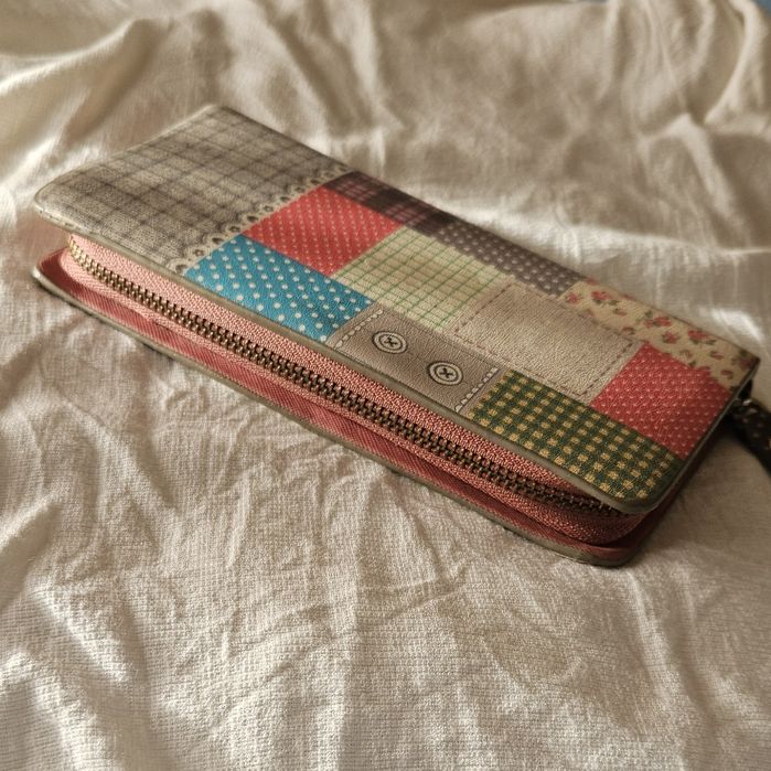 Carteira (entrega em mão)