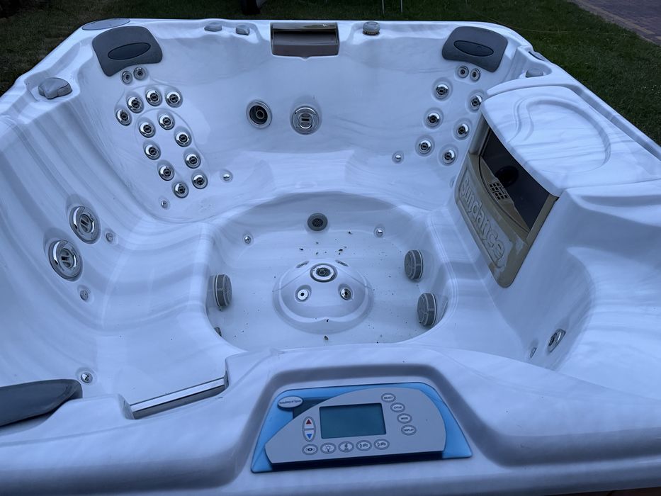 Jacuzzi Sundance