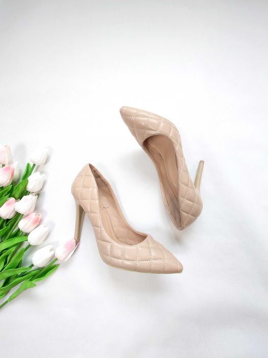 Eleganckie szpilki w kolorze nude pikowany wzór Day-Vine 40