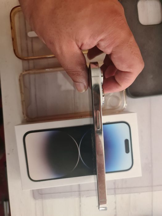 Iphone 14 pro branco