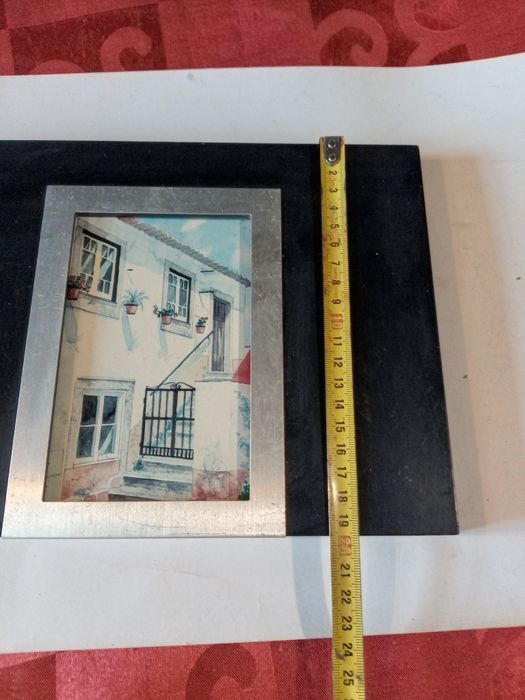 Quadro moldura com fachada antiga