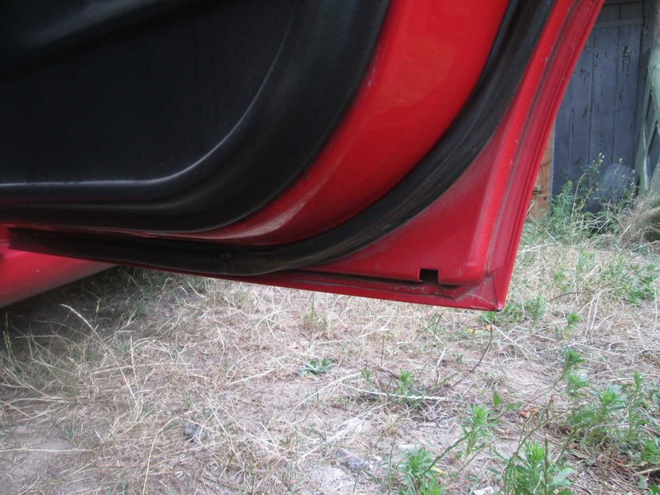 продам Nissan Primera 1996 року цілим або по зч,обмін на газ 69