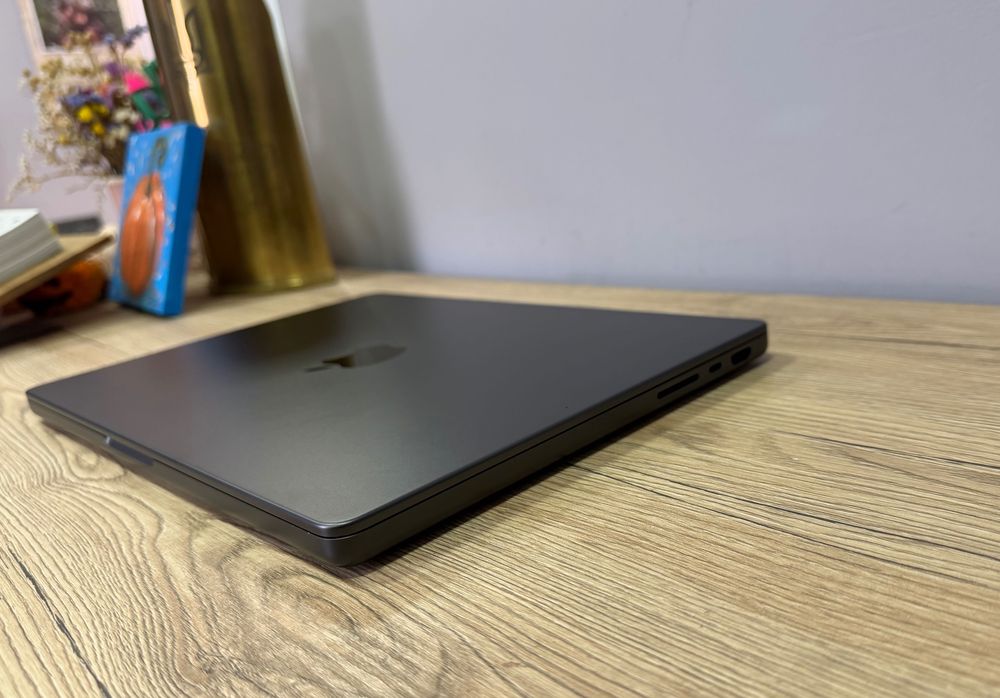 MacBook PRO 14 M4 10 CPU/ 10 GPU/ 16 RAM/ 512 Space MW2U3