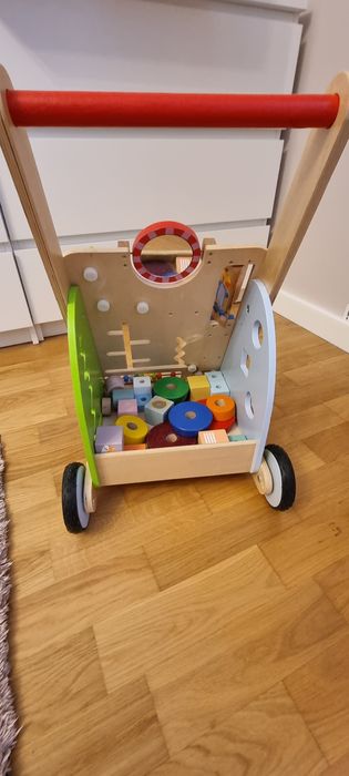 Chodzik pchacz drewniany