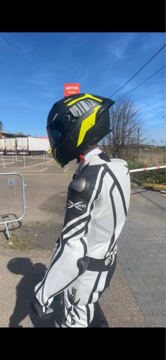 Kombinezon motocyklowy