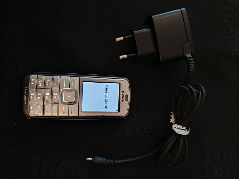 Nokia 6070 - Telemóvel Vintage