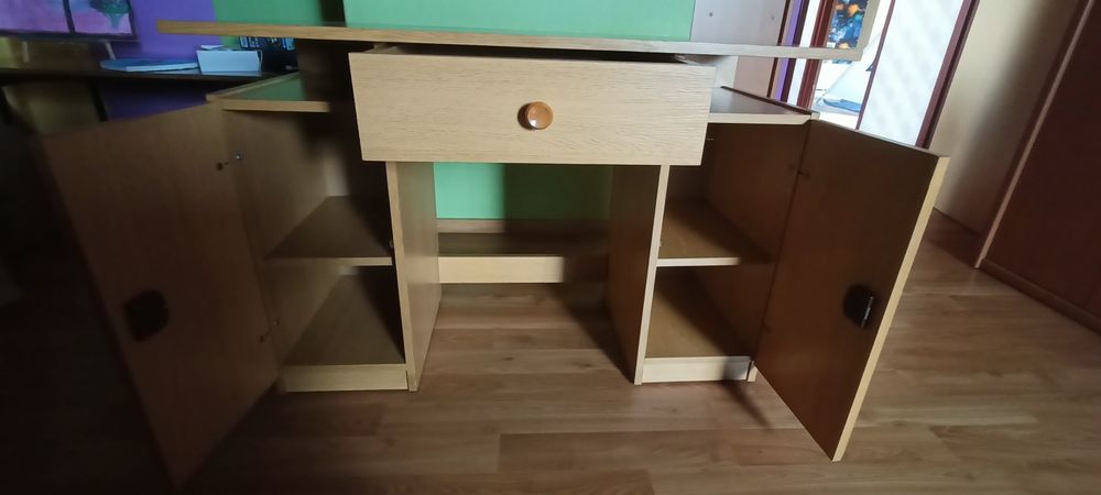 Biurko szkolne młodzieżowe