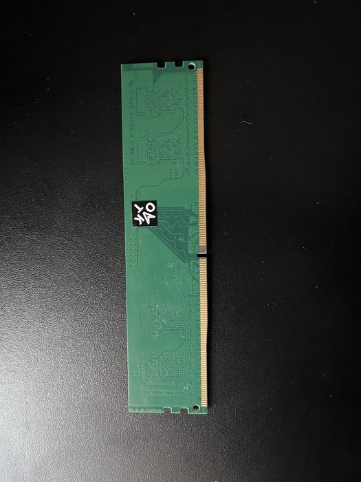 Продам: OЗУ Adata DDR4 2400Mhz 4GB /клавіатура Genius під ремонт Б/В