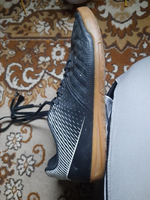 Buty 39 halòwki kipsta