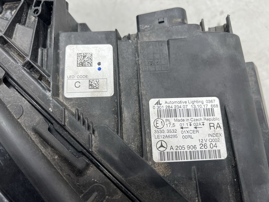 Фара права W205 LED/Full LED A 205 906 26 04 Европа орігінал
