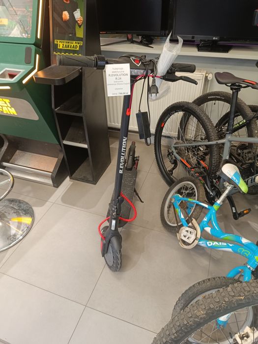 Hulajnoga elektryczna Evolution R24