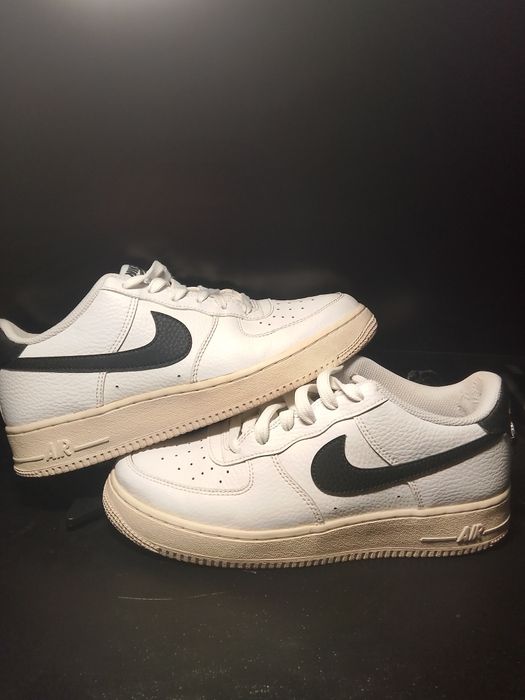 Białe Air force 1