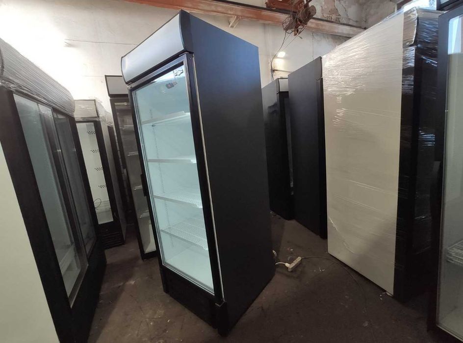 Холодильна шафа. Шкаф однодверний UBC Optima Black. Стан доглянутий