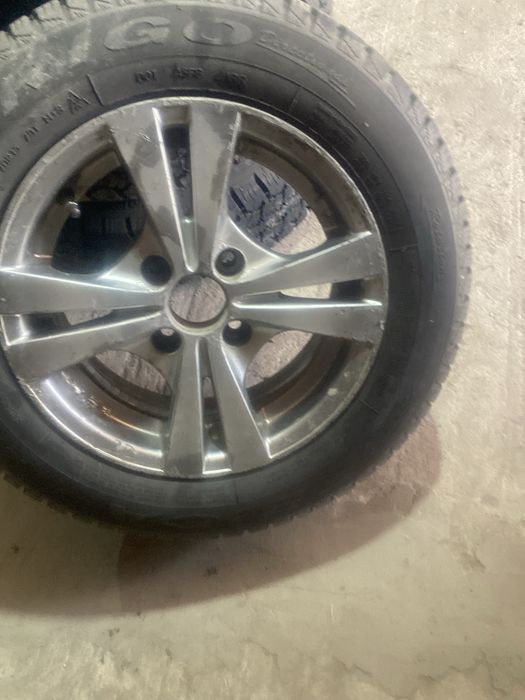 Продам комплект шин з дисками
