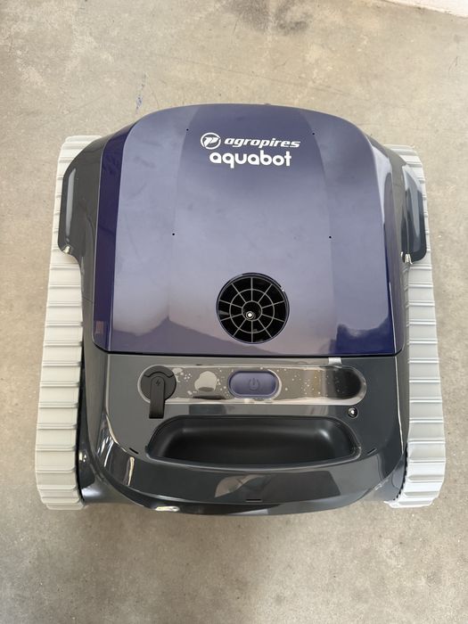 Robot poscina ECHO ( chão paredes superficie)