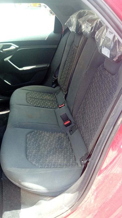 Conjunto de bancos AUDI A1 Allstreet (GBH)