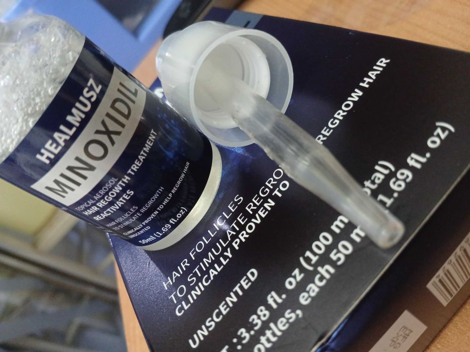 Minoxidil 5%+ dermaroller