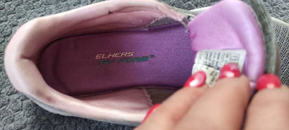 Кросівки демі Skechers літо , тепла весна,  для дівчинки 20.5 устілка
