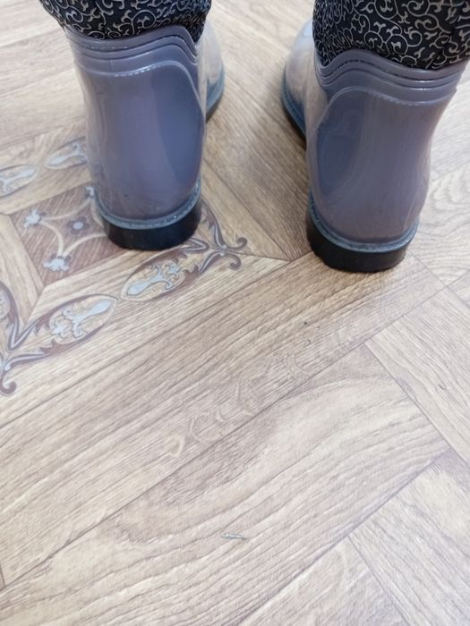 Женские утепленые резиновые сапоги
