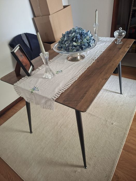Mesa de sala moderna