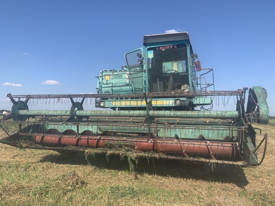 Комбайн Дон 1500Б