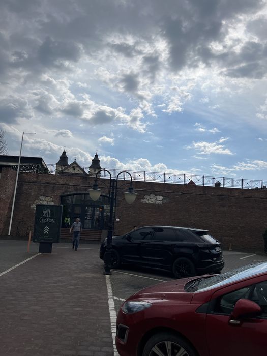 Продаж! 2к квартира з інд.опаленням навпроти Бастіону, центр міста