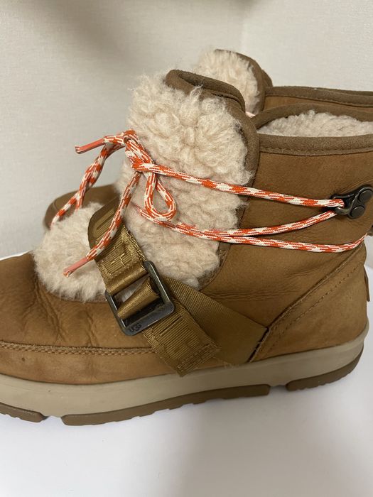 Теплі стилтні ugg 41