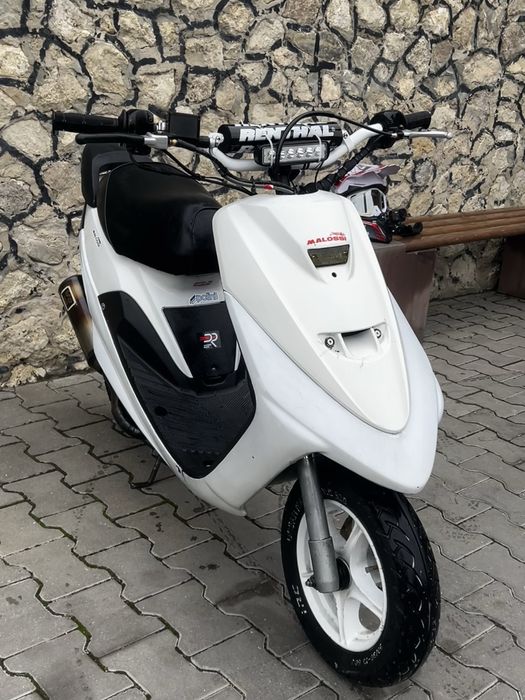 Ямаха супер джог зр