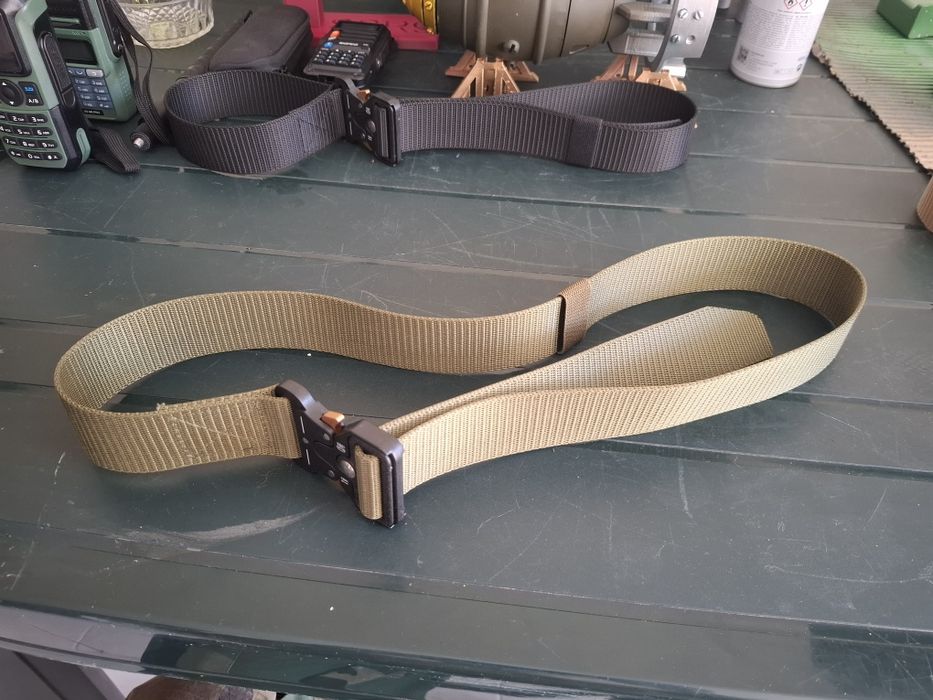 Colete Airsoft militar e cinturoes