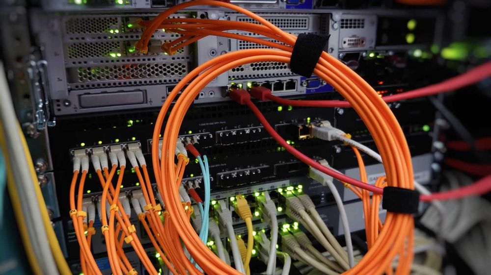 Informatyk dla firm | Obsługa IT, M365, sieci | zdalnie/lokalnie