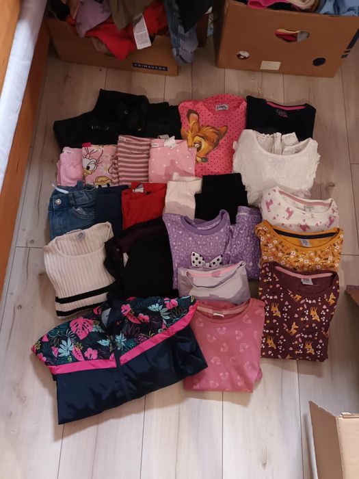 Ubrania dla dziewczynki r.122