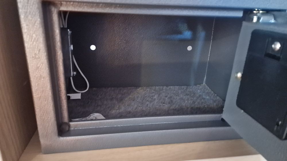 Cofre com código como novo - último