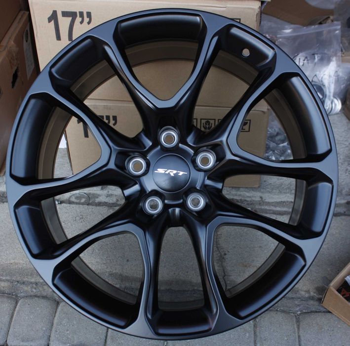 Nowe felgi aluminiowe czarne półmat alufelgi 20 5x127 Chrysler Pacifica Voyager Town & Country Dodge Durango Jeep Grand Cherokee III WK IV WK2