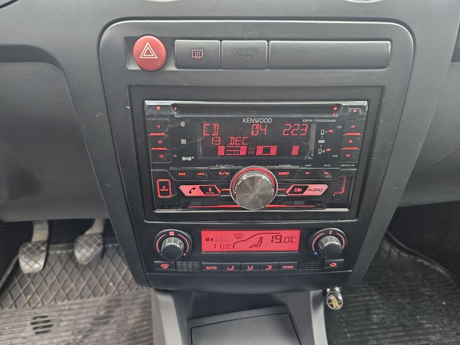 1.4B +LPG polski salon