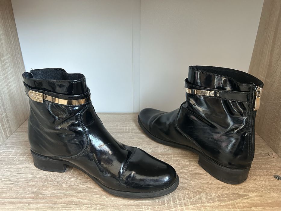 Czarne botki Juma, używane