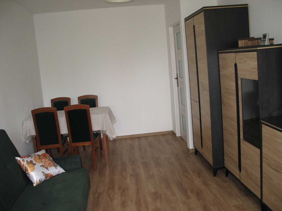 Wynajmę mieszkanie 2 pokoje, balkon  + kuchnia