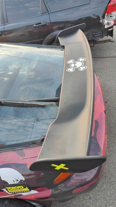 Mazda MX 3 На запчастини