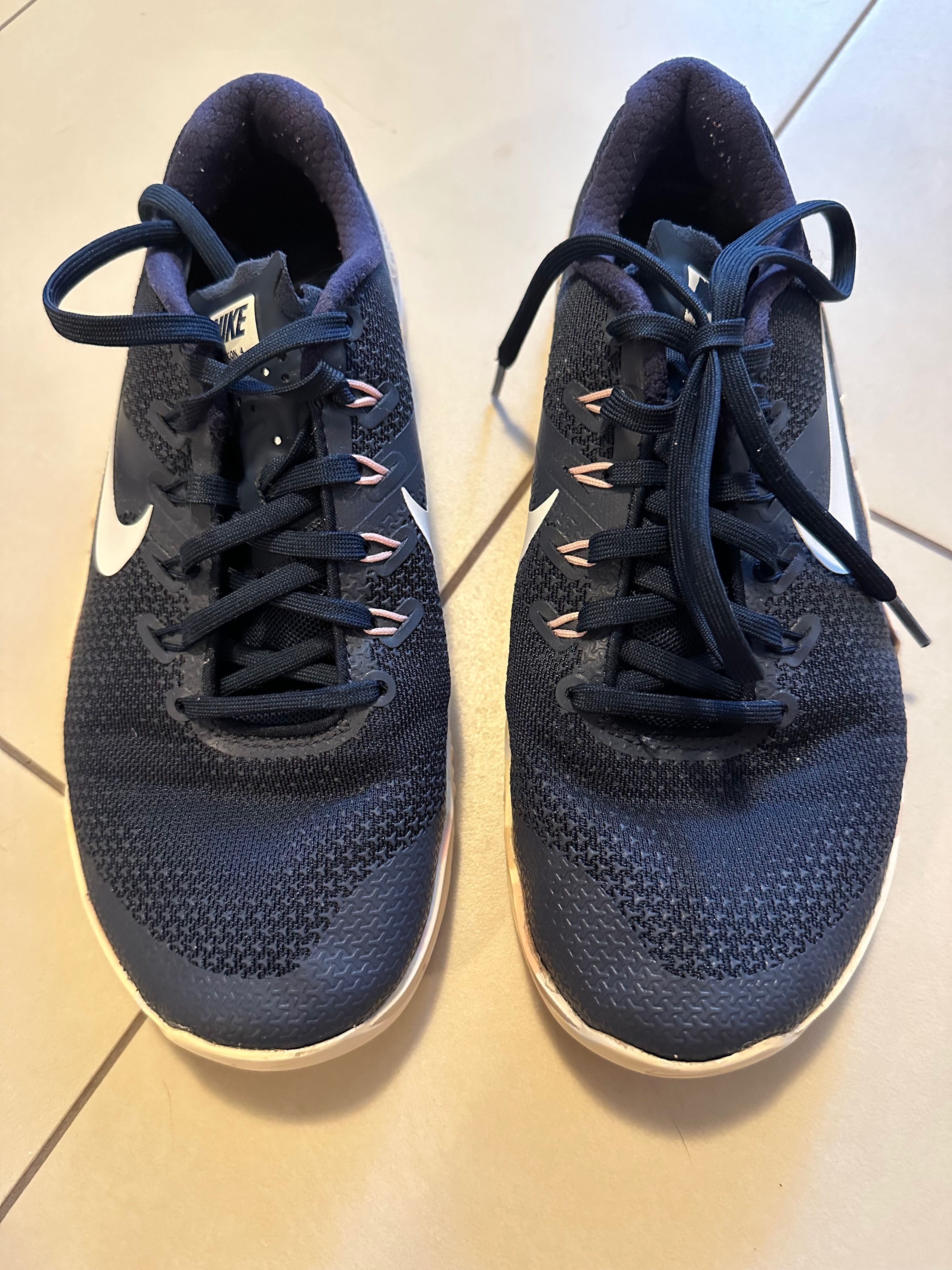 Buty treningowe Nike Metcon 4 damskie Krakow agiewniki Borek Fa cki OLX.pl