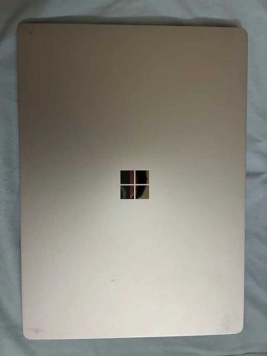 Portátil Microsoft surface Laptop Estudantes Universidade