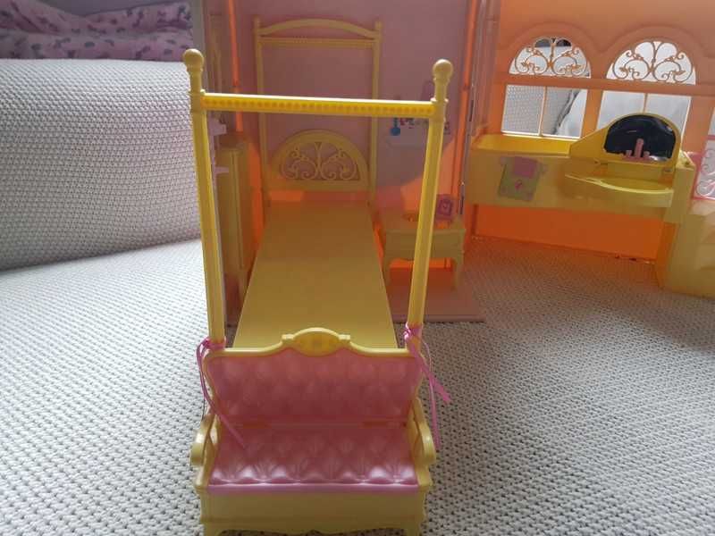 Mattel-Walizka domek rozkładany