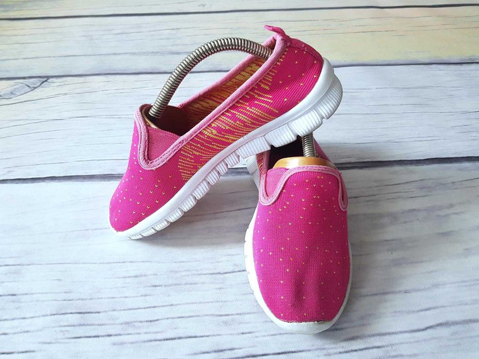 Extra lekkie trampki slip on pianki materiał, do szkoły 33