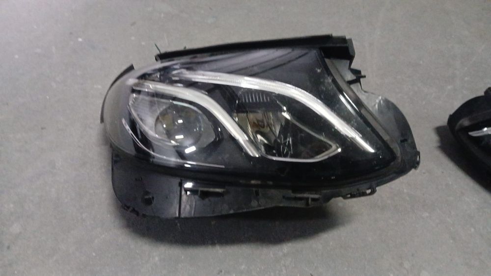 Faróis mercedes classe E w213 frente direito e esquerdo