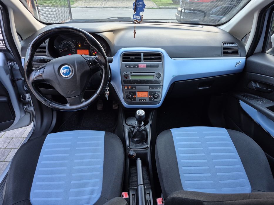 Fiat Grande Punto 1.4 8v 77KM Klima 4xPoduszka Komputer El.Szyby Isofix