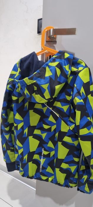 Bluza ocieplana wiatrołap r.134/140 stan idealny