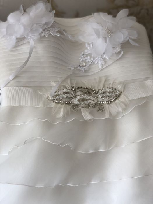 Vestido de noiva, veste 36, muito confortavel exelente qualidade,