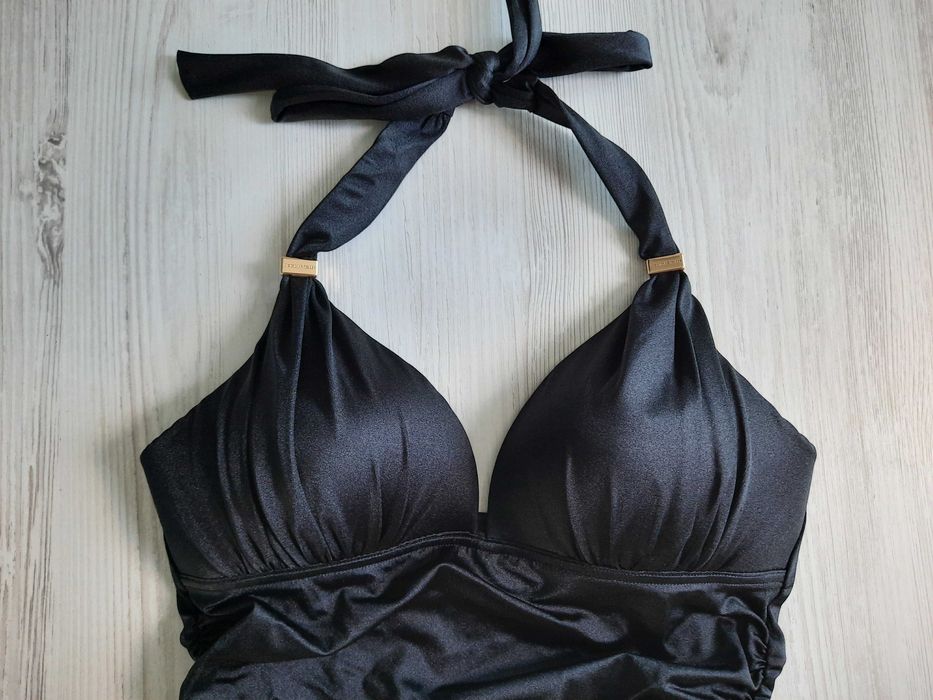 Черный сдельный цельный купальник Victoria's Secret с пушапом утяжка S