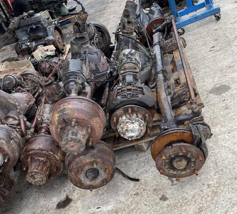 Міст Балка 17.5 MAN L2000 LE TGL G90 на супортах та барабанах