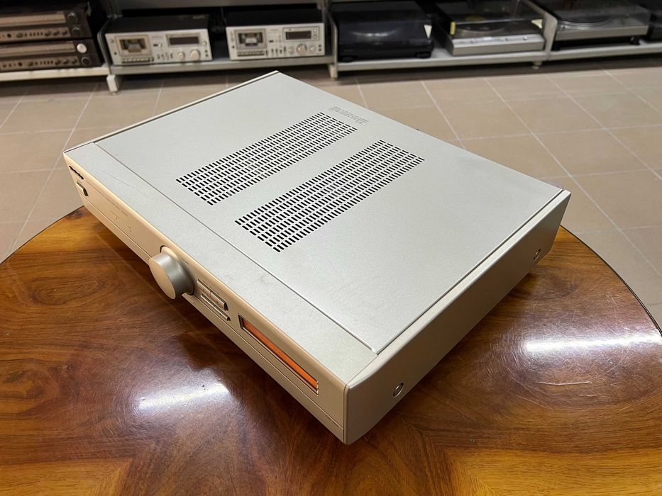 Amplituner Technics SA-E10 Audio Room